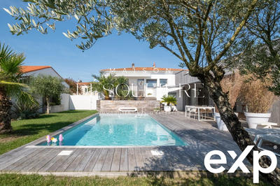 Villa - 220 m² - 7 pièces