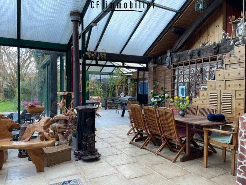 Maison - 390 m² - 10 pièces