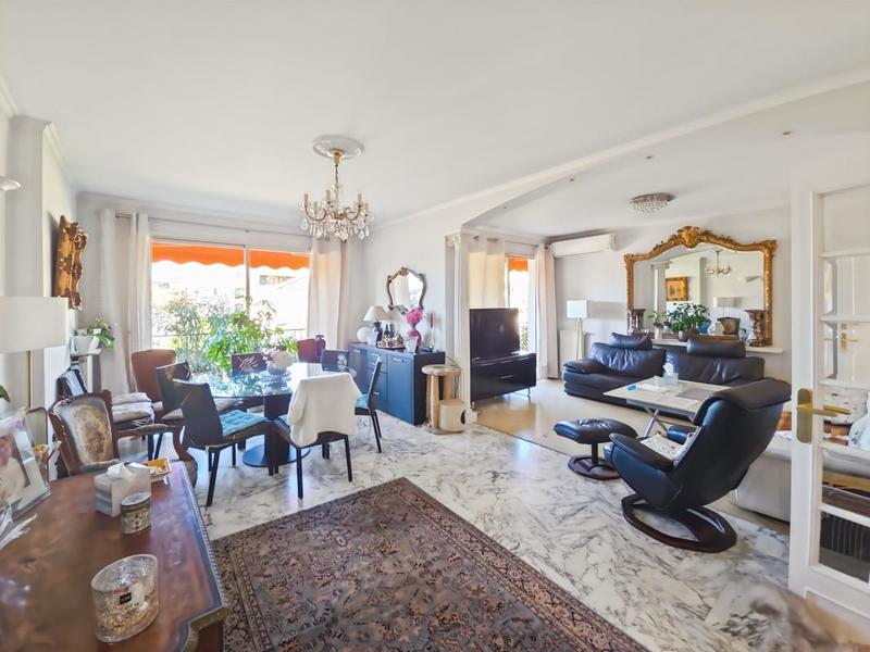 Appartement - 135 m² - 5 pièces