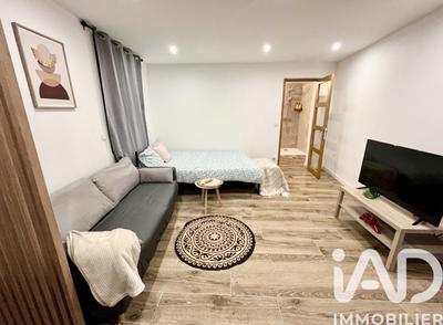 Studio - 25 m² - 1 pièce