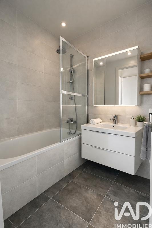 Appartement - 76 m² - 5 pièces