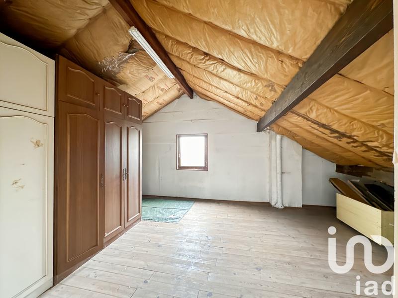 Maison - 180 m² - 8 pièces