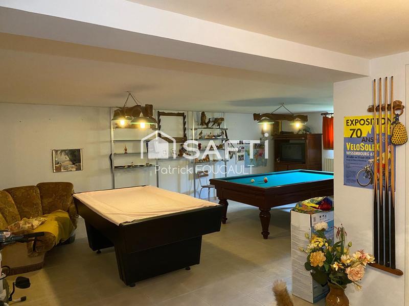 Maison - 240 m² - 7 pièces