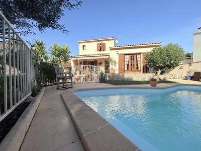 Maison traditionnelle - 111 m² - 4 pièces