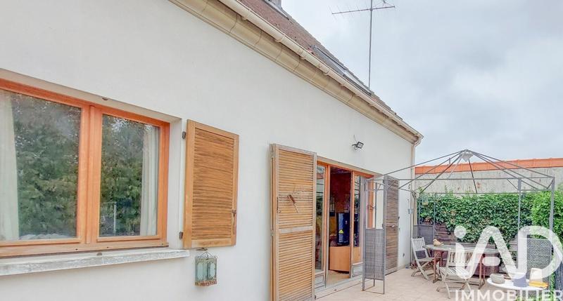 Maison - 150 m² - 8 pièces