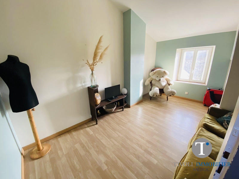 Maison - 206 m² - 6 pièces