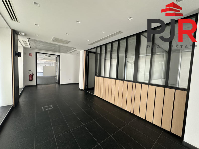 Local commercial - 442 m²