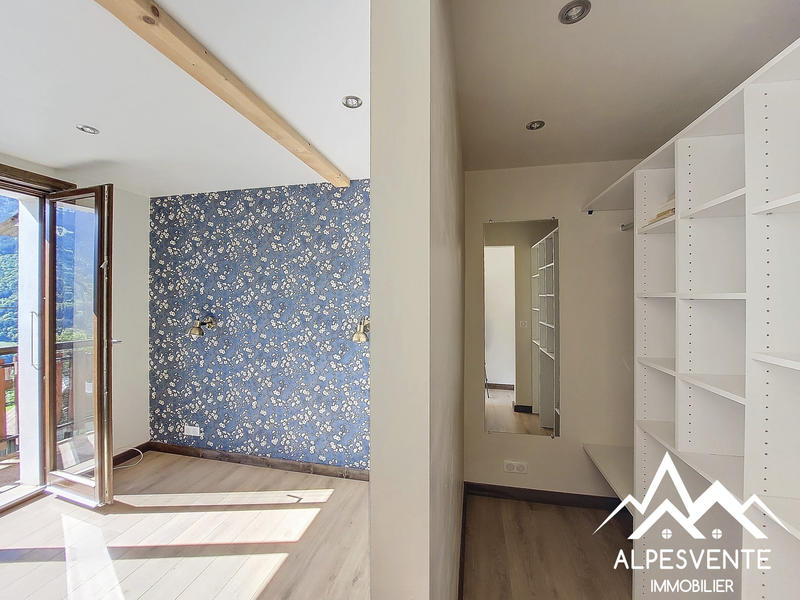 Appartement - 83 m² - 4 pièces