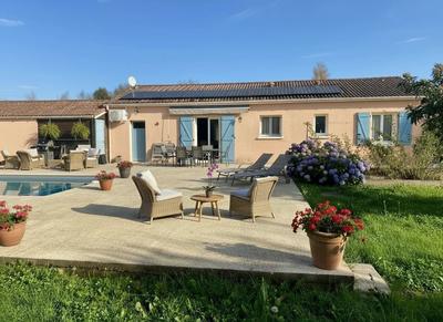 Appartement - 100 m² - 5 pièces