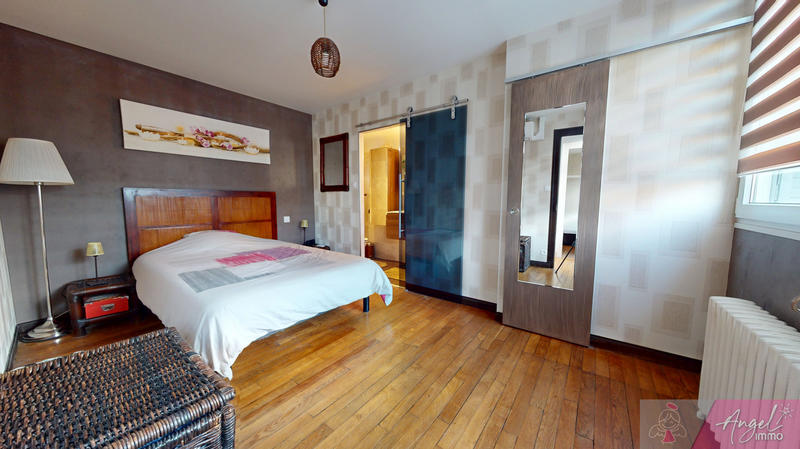 Maison - 90 m² - 5 pièces