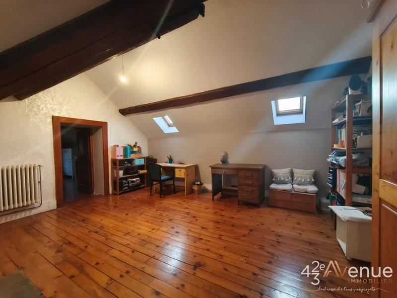 Appartement - 146 m² - 7 pièces