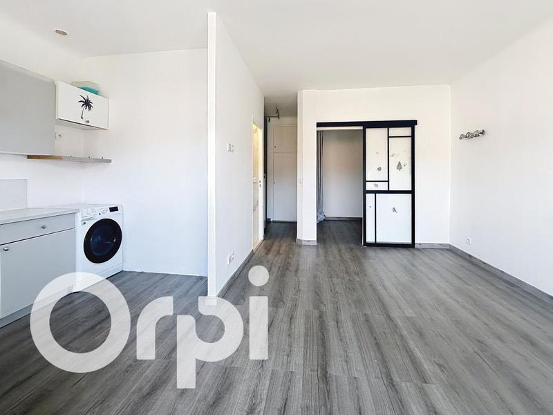 Studio - 35 m² - 2 pièces