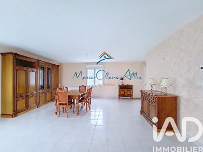 Maison - 142 m² - 4 pièces