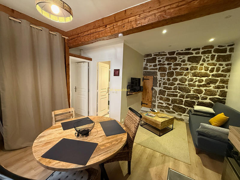 Maison - 121 m² - 6 pièces