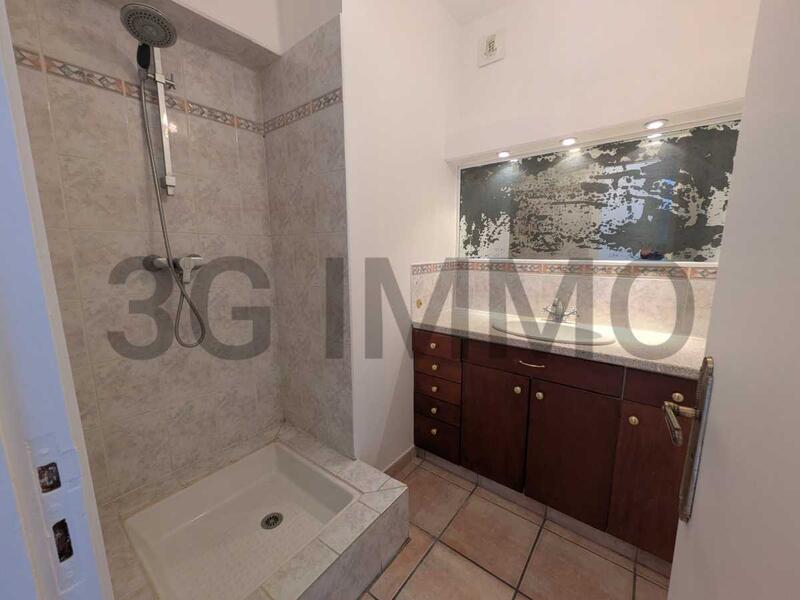 Appartement - 94 m² - 4 pièces