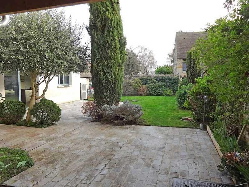 Maison - 186 m² - 8 pièces