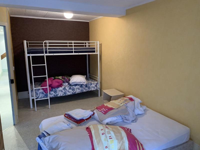 Maison - 250 m² - 9 pièces