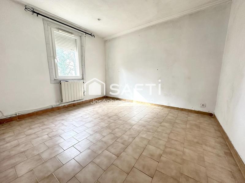 Maison - 211 m² - 11 pièces