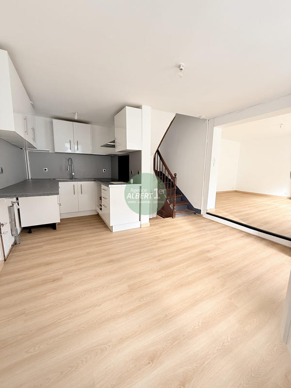 Maison - 83 m² - 4 pièces