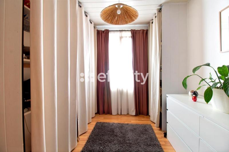 Maison - 164 m² - 7 pièces