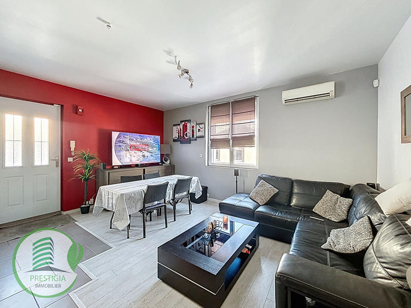 Appartement - 90 m² - 4 pièces