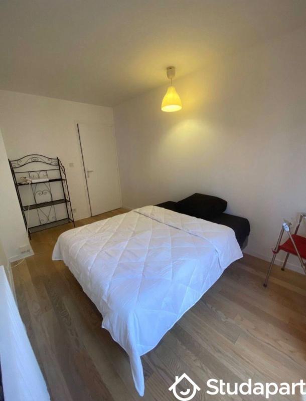 Chambre - 9 m² - 1 pièce