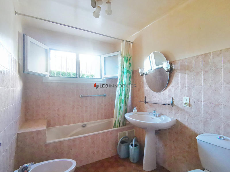 Villa - 105 m² - 4 pièces