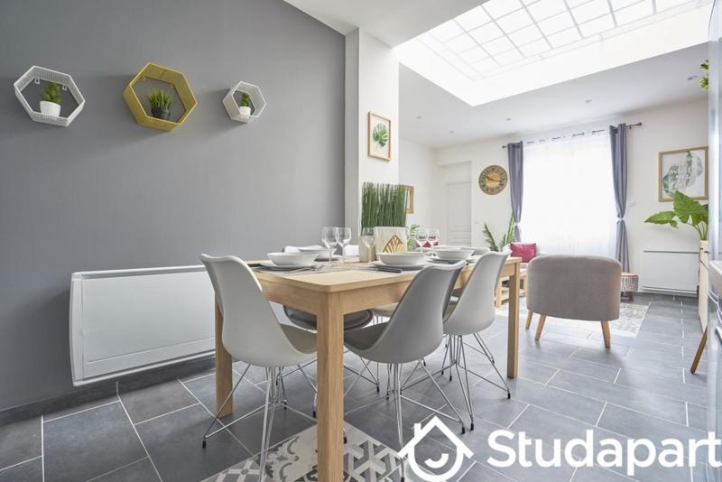 Chambre - 13 m² - 1 pièce