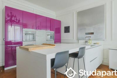 Appartement - 250 m² - 5 pièces