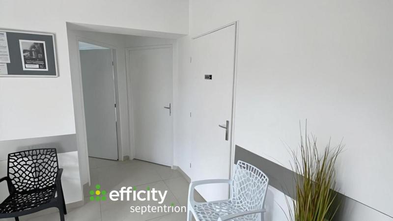 Local d'activité / Entrepôt - 21 m² - 1 pièce
