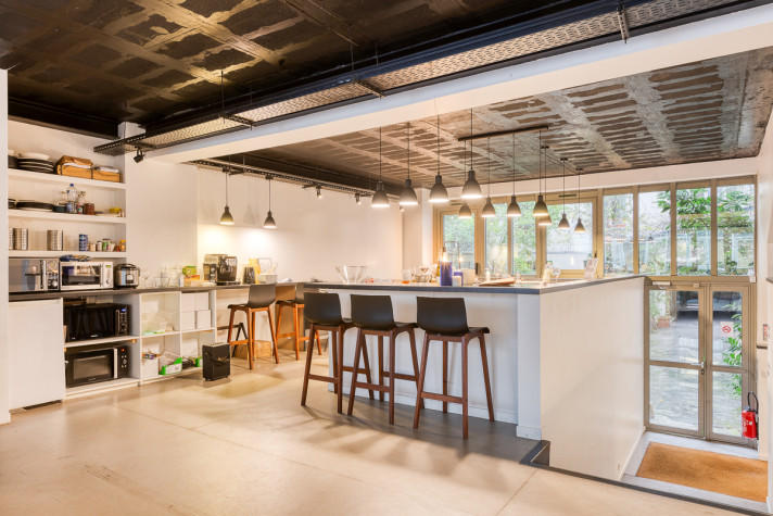 Local commercial - 450 m² - 20 pièces