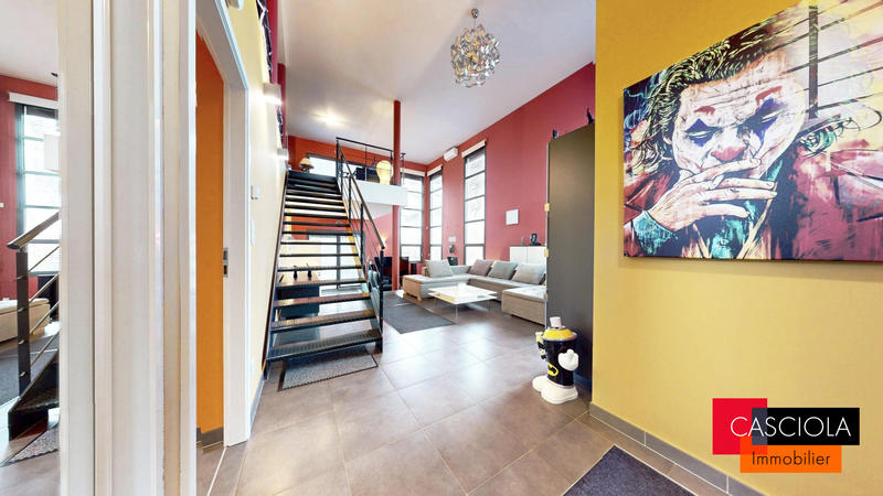 Maison - 200 m² - 6 pièces