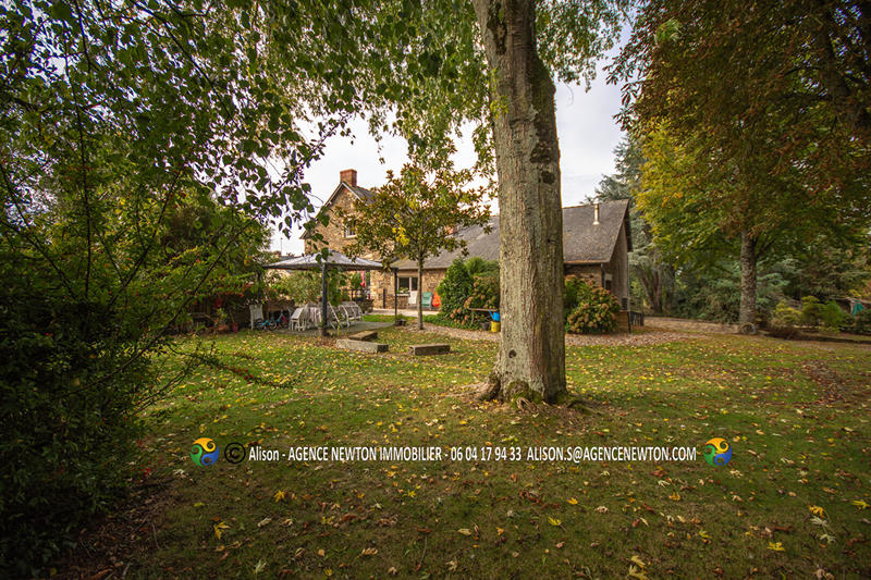 Maison - 176 m² - 7 pièces