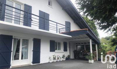 Maison - 191 m² - 7 pièces