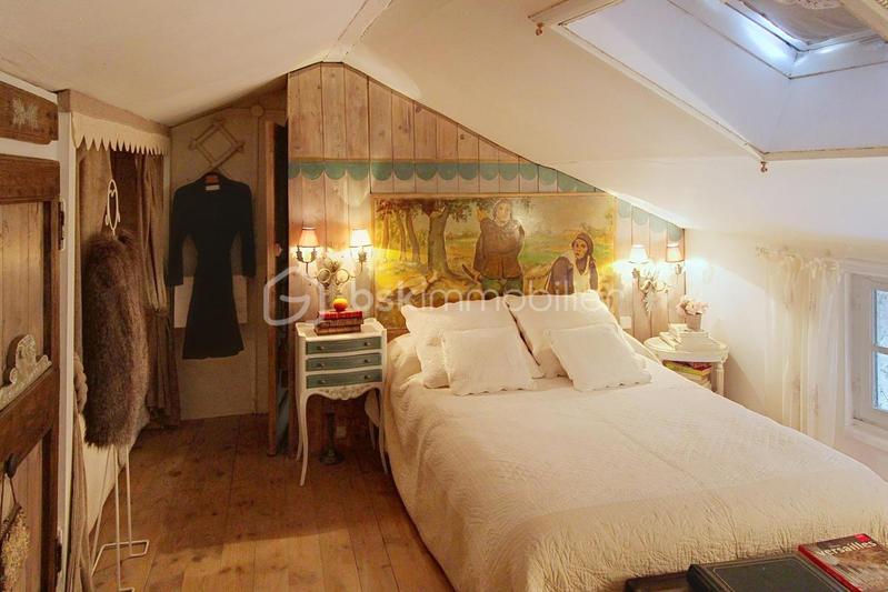 Corps de ferme - 150 m² - 10 pièces