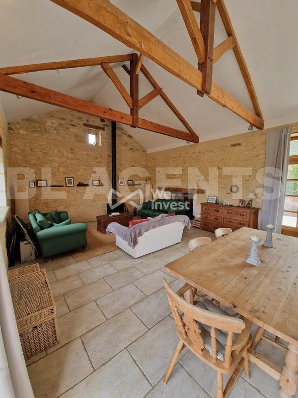 Maison - 200 m² - 8 pièces