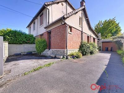 Maison - 140 m² - 4 pièces