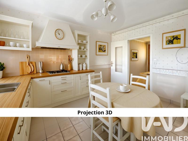 Maison - 94 m² - 4 pièces