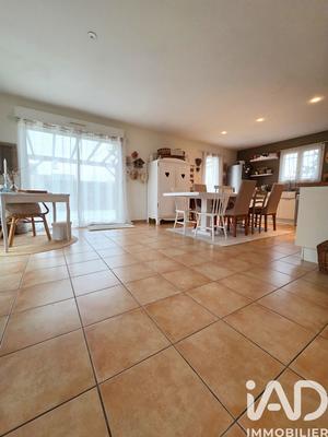 Maison - 100 m² - 4 pièces