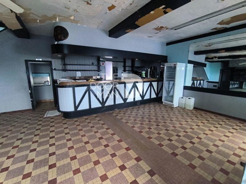 Immeuble - 155 m² - 7 pièces