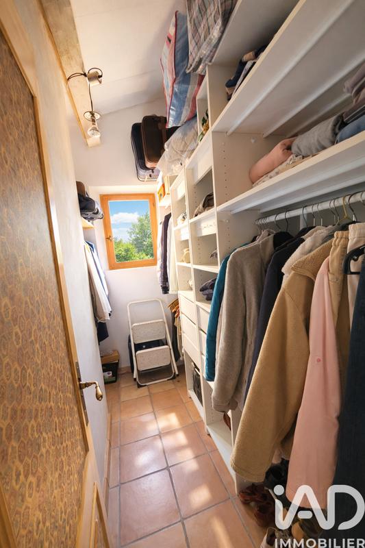 Maison - 193 m² - 5 pièces