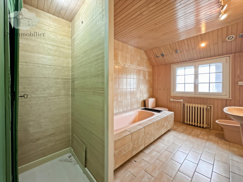 Maison - 93 m² - 4 pièces