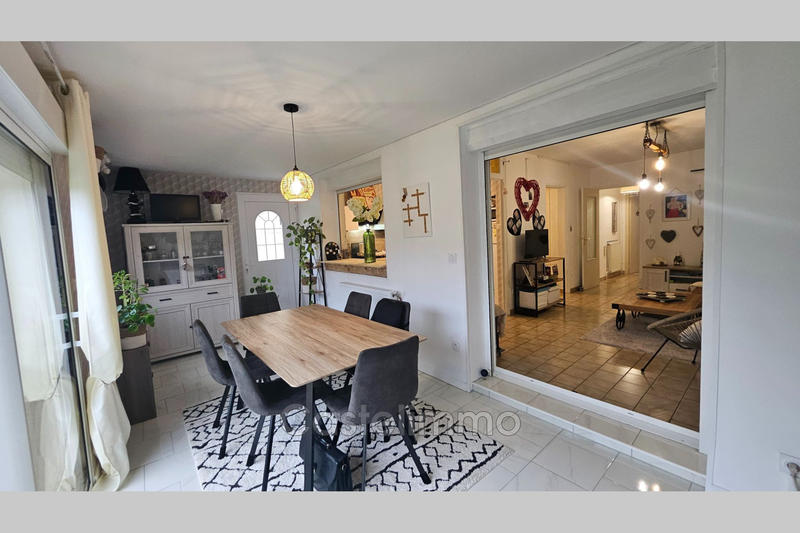 Maison - 95 m² - 4 pièces