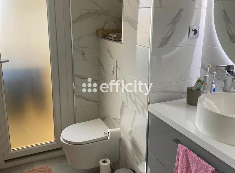 Appartement - 60 m² - 3 pièces