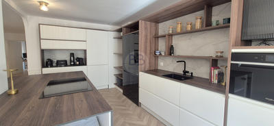 Appartement - 100 m² - 4 pièces