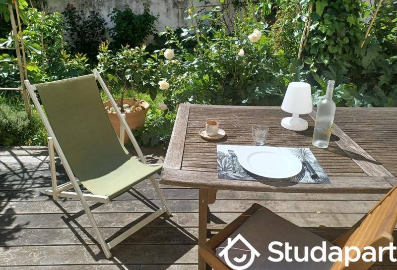 Chambre - 12 m² - 1 pièce