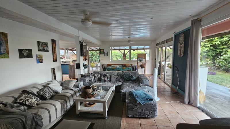 Maison - 180 m² - 5 pièces