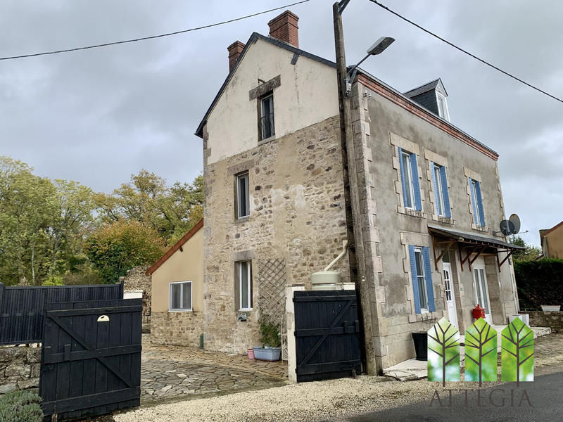 Maison - 171 m² - 7 pièces