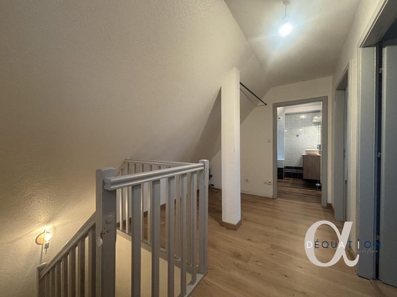 Appartement - 107 m² - 4 pièces