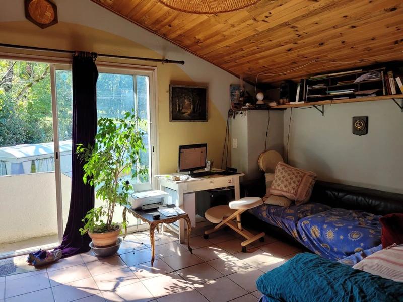 Maison - 220 m² - 7 pièces